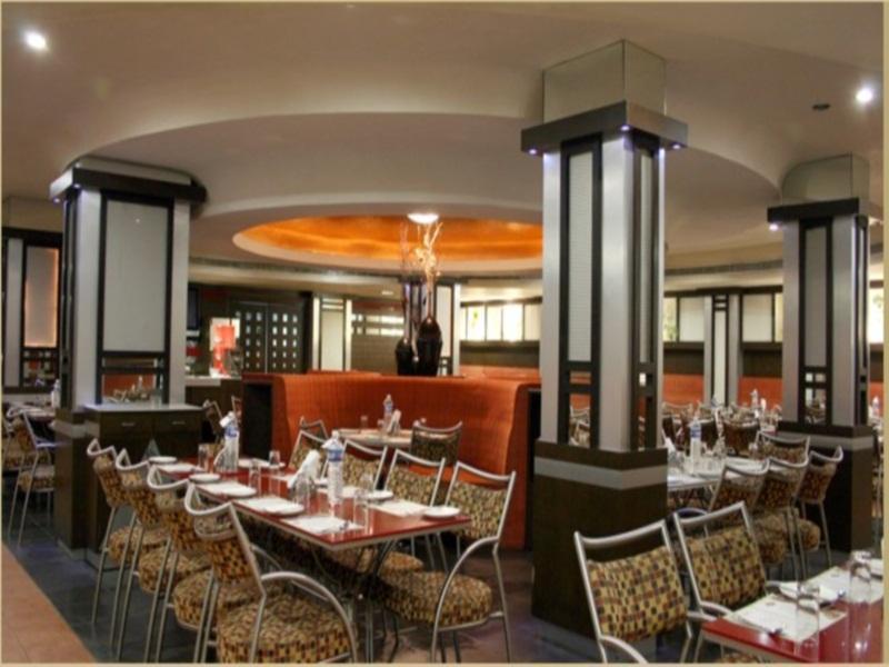 Hotel Taj Tristar